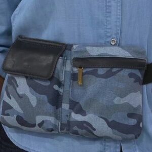 G.I.L.I. blue camouflage belt bag fanny pack bum bag